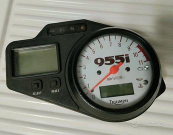 Triumph Speed Triple 955i Tachimetro