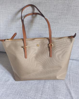 Shopper  Ralph  Lauren