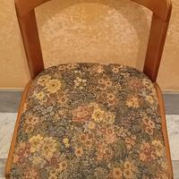 Sedie imbottite in legno 