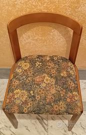 Sedie imbottite in legno 
