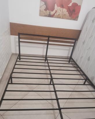 Letto pieghevole matrimoniale + scrivania