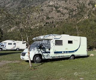 Camper semintegrale