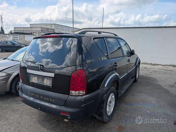 SSANGYONG REXTON GAB 2.7 XDI 4X4 165CV Ricambi-