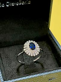 Anello In Oro Bianco 18kt Con Zaffiro E Diamanti