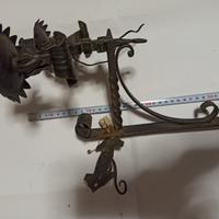 Lampada in ferro battuto da esterno