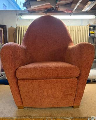 Poltrona di design restaurata – Pezzo unico