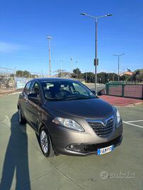 LANCIA YPSILON 1.2 BENZINA - 5 PORTE - 2013