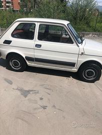Privato vende auto d’epoca FIAT 126 anno 1979