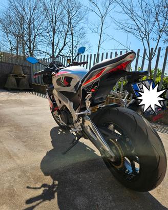 Aprilia Tuono V4 1100 RR