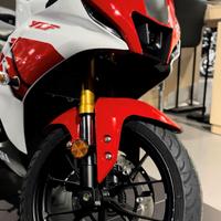 Yamaha YZF R125 70th anniversary- nera-blu