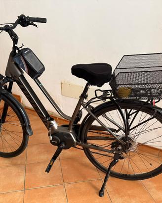 bicicletta elettrica torpado Altea 28"