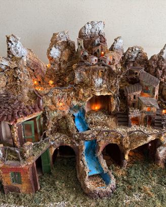 Presepe artigianale con luci