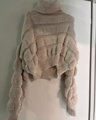 Maglione crop a collo alto