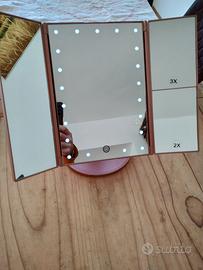 Specchio trucco ingranditore