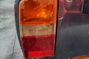 SUZUKI VITARA 1990 - FARO POSTERIORE SINISTRO