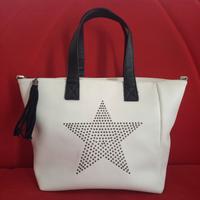 Borsa con stella e tracolla 