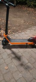 Monopattino elettrico sbloccabile