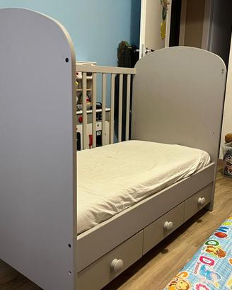 Letto e seggiolini auto