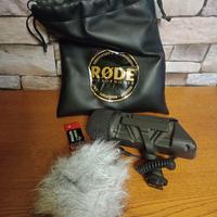 microfono Rode con custodia e antivento