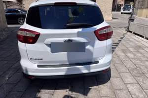 FORD C-MAX TITANIUM
