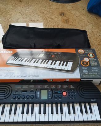 pianola Casio + custodia
