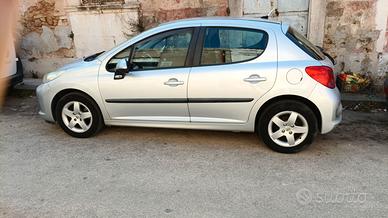 Peugeot 207 1.4