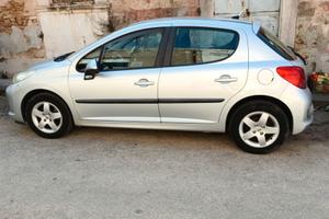 Peugeot 207 1.4