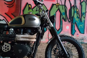 Triumph scrambler 900 - 2015