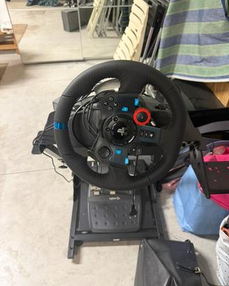 Volante logitech e supporto