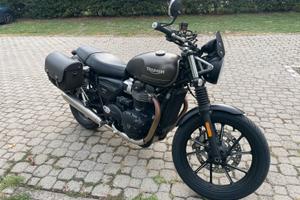 Triumph Speed twin 900