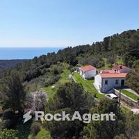 ZONA ESCLUSIVA CON VISTA MARE