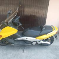 Yamaha T Max - 2001