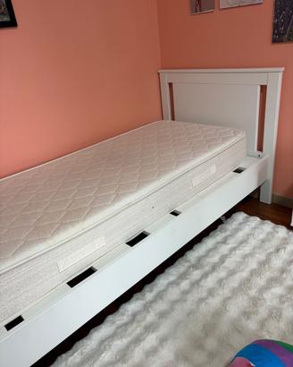 Letto singolo con materasso