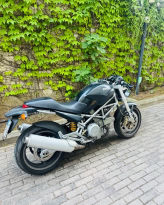 Ducati Monster 620 Dark – 15.700 km