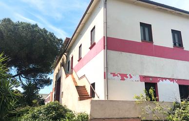 FERTILIA: Edificio indipendente (rif. 931)