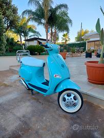 Vespa et4 125