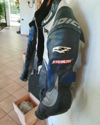 pantaloni e giacca moto 