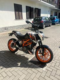 KTM DUKE 390 ABS