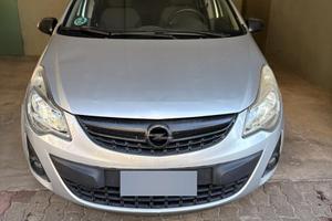 Opel Corsa 1.2 benzina 5 porte 2013