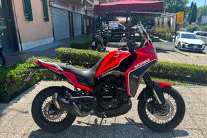 MOTO MORINI X-Cape 650 TUTTO INCLUSO ANCHE PASSA