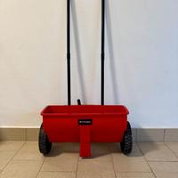 Seminatrice prato a spinta con apertura regolabile