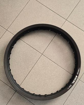 cerchio excel per moto