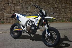 Husqvarna 701 Supermoto - 2019