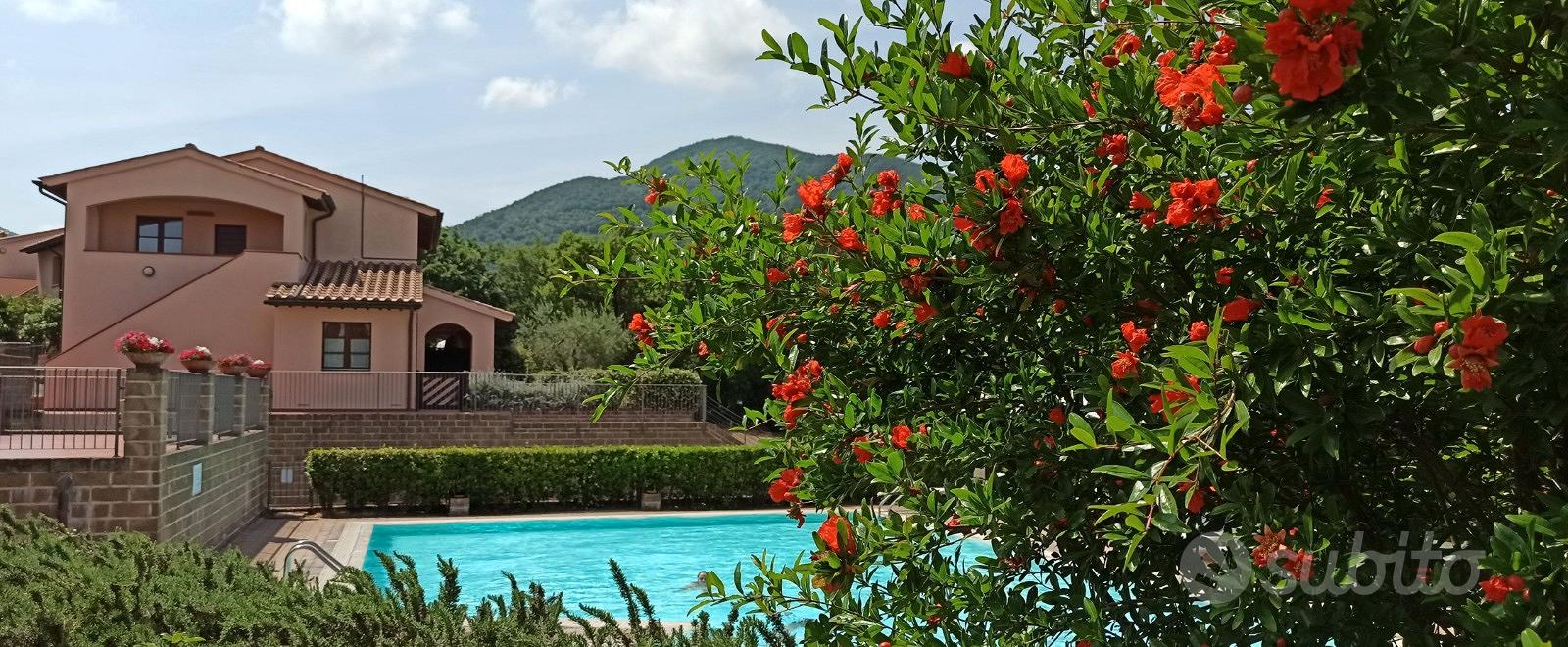 Appartamento con piscina - Vista 3
