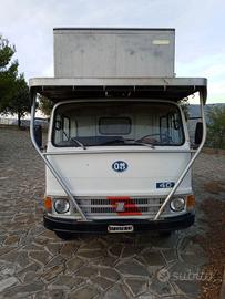 OM 40