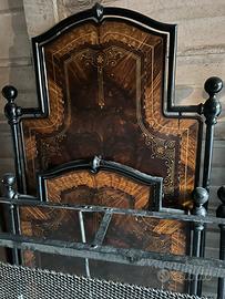 Letto matrimoniale in ferro battuto e madreperla