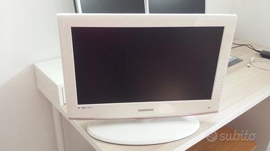 TV Samsung 22" Bianco HD Ready