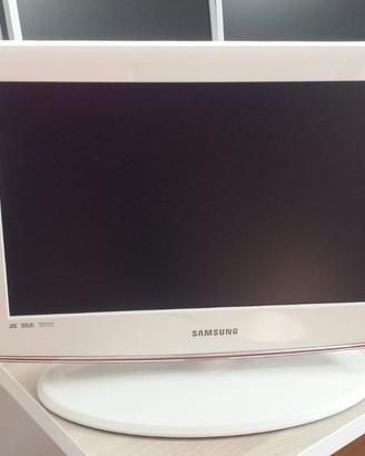 TV Samsung 22" Bianco HD Ready