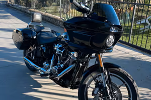 Harley davidson low rider st