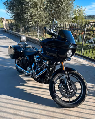 Harley davidson low rider st